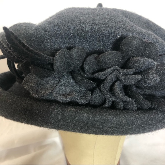 Hat - Picture 4 of 6